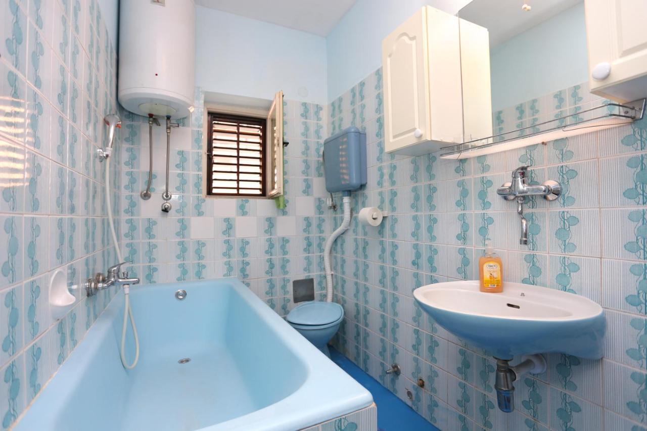 Rooms With A Parking Space Split - 17766 Εξωτερικό φωτογραφία